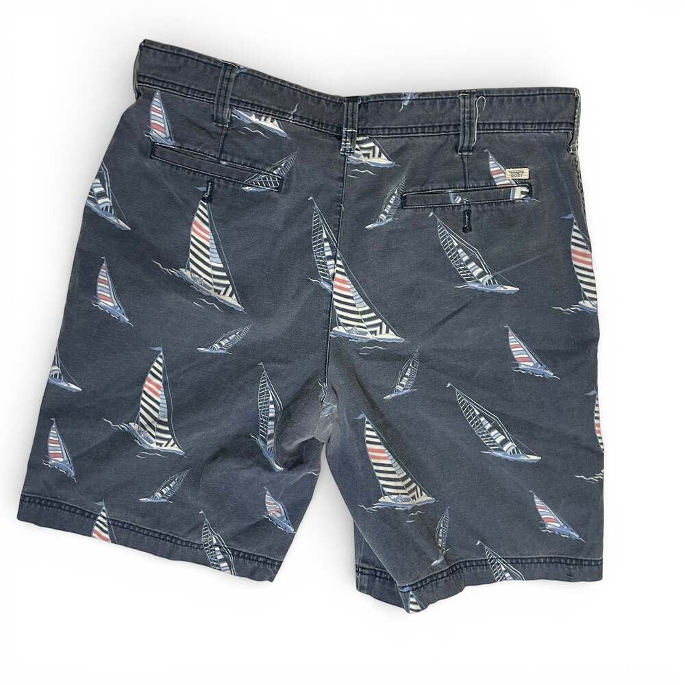 IZOD Saltwater Sailboat Print Shorts Mens 36 Blue Cotton Flat Front - Picture 7 of 7
